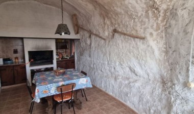 Resale - Country House - Hondón de las Nieves - Inland