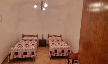 Resale - Country House - Hondón de las Nieves - Inland