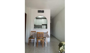 Resale - Apartment / flat - Torrevieja - Estacion De Autobuses