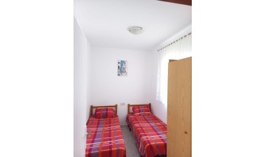 Resale - Apartment / flat - Torrevieja - Estacion De Autobuses