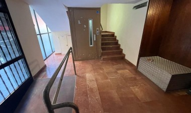 Resale - Apartment / flat - Alicante - Centro