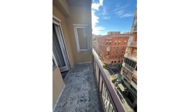 Resale - Apartment / flat - Alicante - Centro