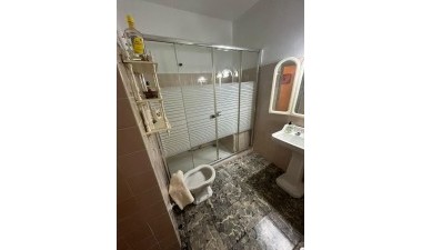 Resale - Apartment / flat - Alicante - Centro