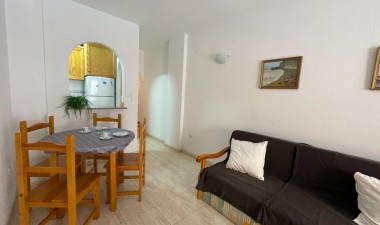 Resale - Apartment / flat - Torrevieja - Estacion De Autobuses