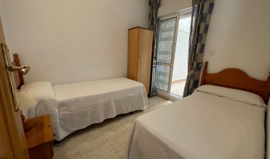 Resale - Apartment / flat - Torrevieja - Estacion De Autobuses