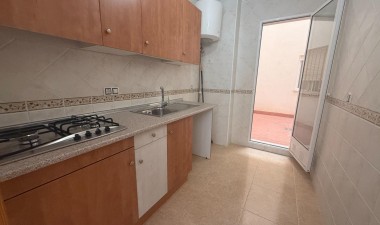 Resale - Apartment / flat - Torrevieja - Centro